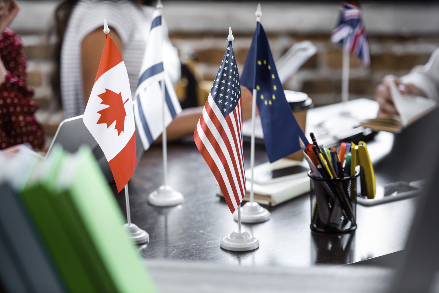 Ab Immigration Avocate - service immigration temporaire